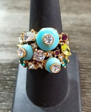 Camilla Lucia Blue Green Purple Clear Rhinestone Gold Tone Ring Size 8.25